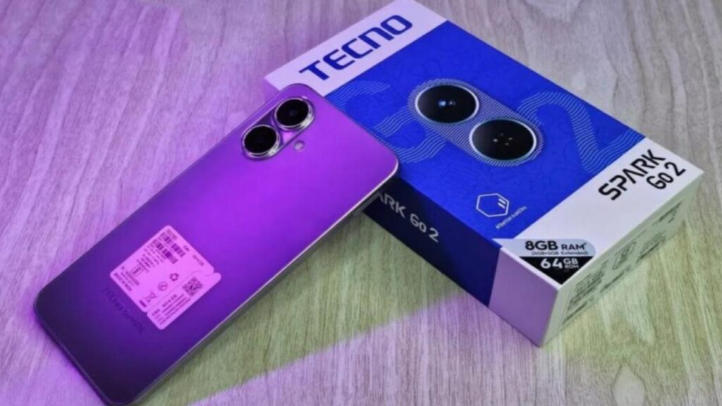 iPhone 16 Clone: मात्र ₹7000 में iPhone 16 जैसा लुक! बिना सिम और नेटवर्क के होगी कॉलिंग; जानें इस धाकड़ फोन के फीचर्स।