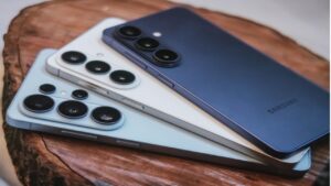 Samsung Galaxy S26: दुनिया के पहले 2nm चिपसेट और धांसू AI के साथ लॉन्च हुई S26 सीरीज, जानें फीचर्स